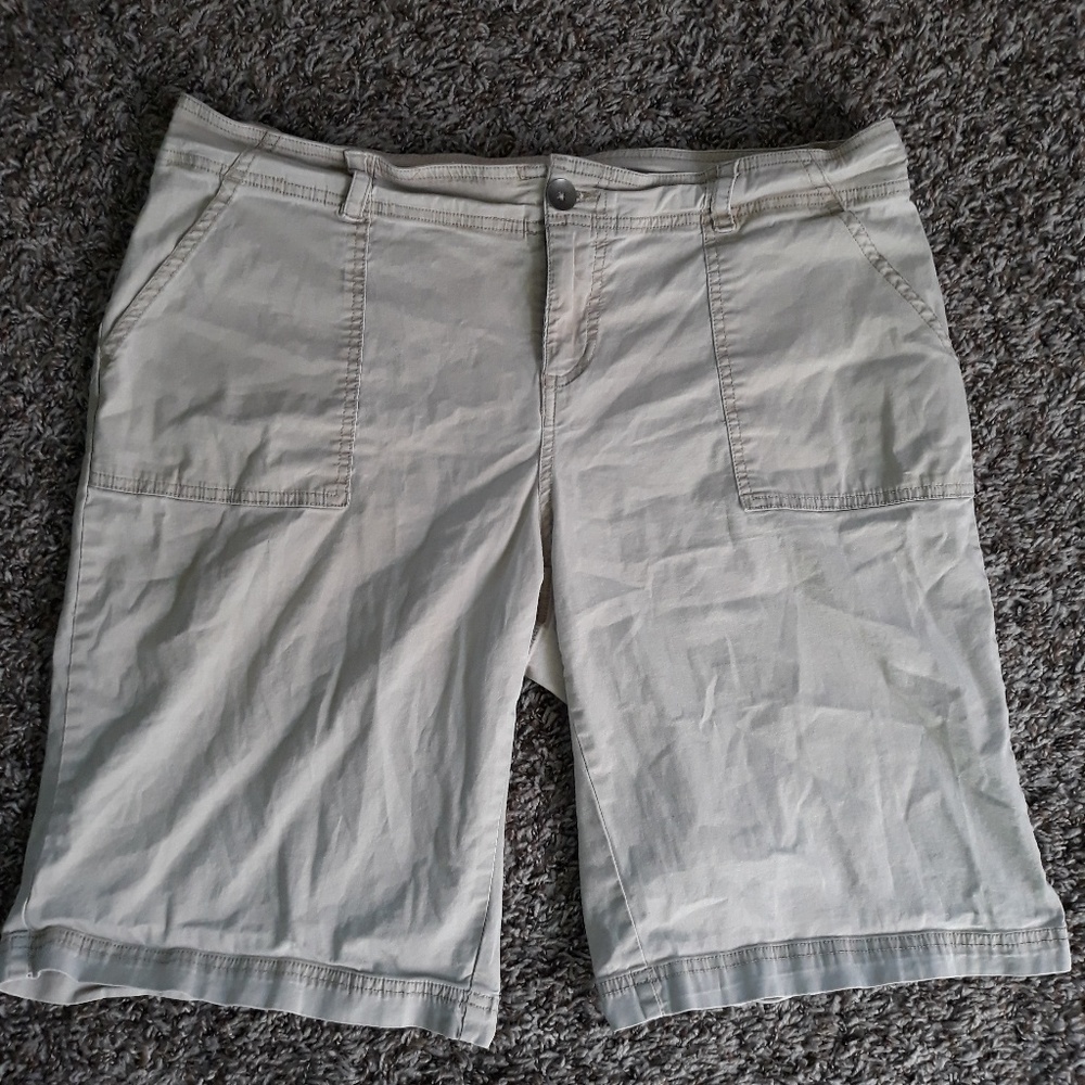Lane Bryant Lightly used beige size 16 shorts